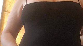 playing. missing the body in the hairy pussy
