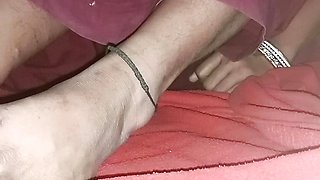 DESI CHUDAI, RAAT KO AAKE BHABI KO SULAYA AUR MAIN USSE CHOD DIYA