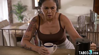 Guy analyzed a teenage and asian mommy wife