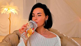 Beautiful brunette in sexy solo fingering masturbation 4 wmv