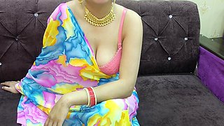 Hindi Sex Story - Desi Indian Saara Bhabhi Gave First Experience to Brother-in-law