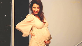 Pregnant Nancy Ajram .