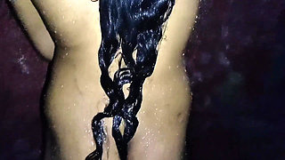 Viral Video of Beautiful Girl Bathroom