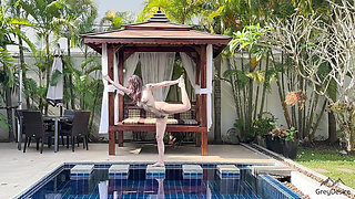 Nude Yoga: Balance Practice Workout - Grey Desire