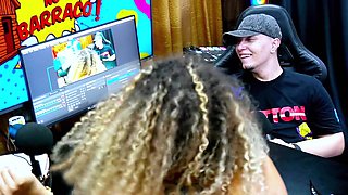 Ruan couldn't hold back and caught Bruna Lambertini naked in a hot way, how hot! - Podcast Pápum no Barraco!