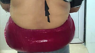 Desi Hot Aunty shower new viral video