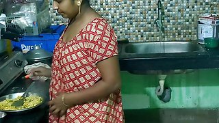 INDIAN DESI BEUTIFUL HOT WIFE COOKING TIME SEX 2025