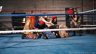 Lesbian Wrestling Kinky Porn