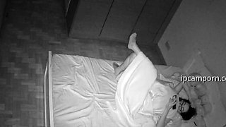 Horny fat arab housewife fingered on amateur hidden cam