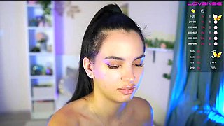 Big booty slim oiled body babe teasing show: Big Ass, Amateur  Brunette Porn