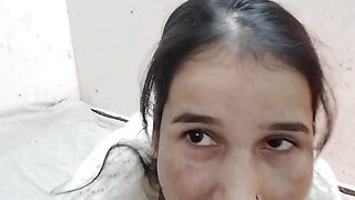 School girl ko paise dekar jabar dasti pela paani nikala