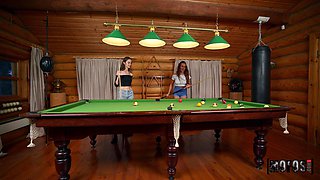 Naughty lesbians hot xxx video