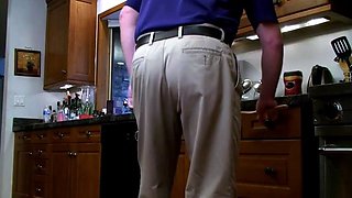 Close up MILF masturbation