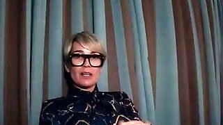 Strafkamer - Mistress Baton - Hotel room punishment triple