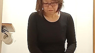 Toilet 1 Night 2 Days