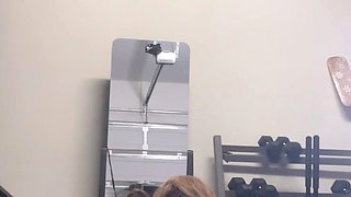 amateur lovebi flashing ass on live webcam