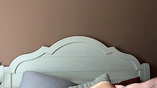 Close up amateur beauty uses her toy to masturbates