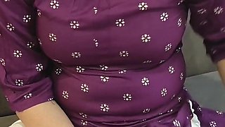 Indian Step Mom and Step Son Ka Najayaz Walla Pyar Bete Se Chudwa Kar Aapna Yaar Bana Liya Hindi Dirty Talk Saarabhabhi6