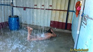 Tamil Couples Started Fucking While on Shower.