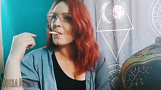 Smoking And Seduction