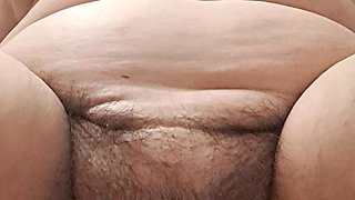 MILF Shows with Pelvic Movements How She Likes to Fuck