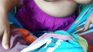 Bhabhi Indian Big Breasts Indian Aunty Big Breasts Desi Indian Big Breasts