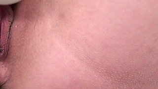 Stevie Moon Uses a Vibrator.mp4