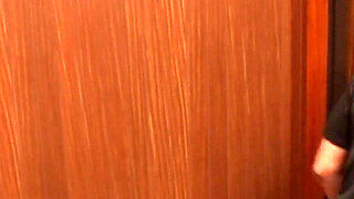 Even if He Has a Broken Arm, This Lucky Man Knows How to Properly a Nurse.