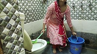 Indian hot maid fucked by mistress in washroom in hindi audio