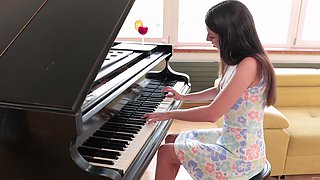 Skinny long-haired brunette popiense gets her tight pussy rocked by a mature man