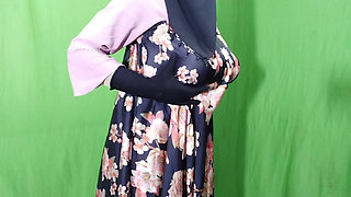 Muslim Hijabi Beautiful Housewife Fucking with Neighbor - With Clear Bangla Audio