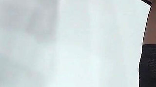 Pissing Babe in Nylon