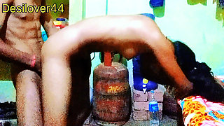 Kitchen Romance Crosses the Limits! Girlfriend-Boyfriend's Secret Masti