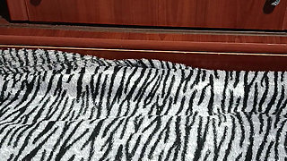 Homemade Masturbation in Front of the Mirror Without Taking off Her Panties