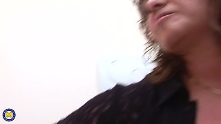 Fuck That Mature Slut Through The Hole
