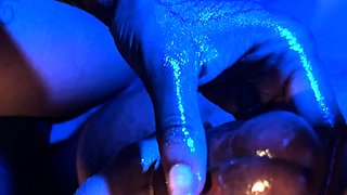 Foxy 3D Superwoman bounces up and down on a cock