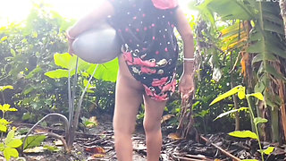 amazing is pee in the pot outdoor.your nomita boudi