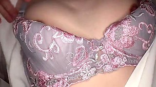Sassy amateur doll performs kick ass blowjob