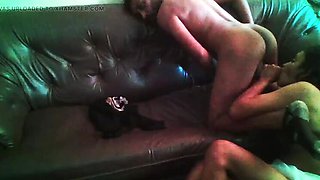 Tina Baby the Desi Maid Fucked Hard on Sofa in Saree - Big Ass MILF Takes Big Cock Blowjob