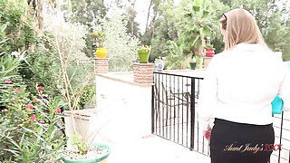 Watch provocative beauty's xxx