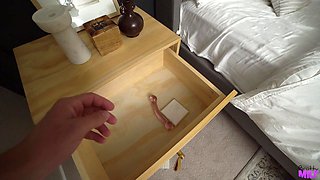 Blonde hot mom Charli Phoenix POV video