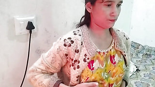 Muslim girl ko ghar par bulakr hotel me jabar dasti pela