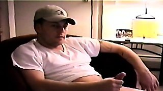 Naughty str8 guy solo masturbating