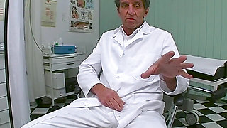 Fisted by the Clinic Boss