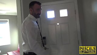 Squirting predominated slut