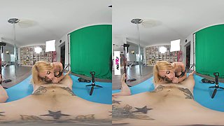 Leggy Stripper Bimbo Doll Rides Dick And Swallows Cum - perVRt