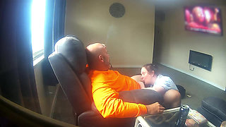 THIS IS HOW YOU KEEP YOUR MAN HAPPY!