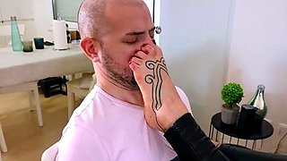 Bondage Kitties - The Naughty Neighbour