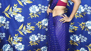 Hot bhojpuri housewife dancing in the blue saree with full josh