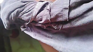 At the time of washing the baratan, he rubbed sister-in-law's ass with his cock.